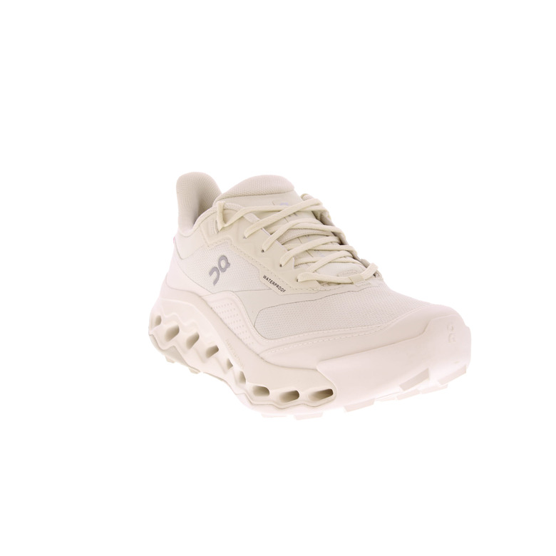 On Running sneakers ecru 2