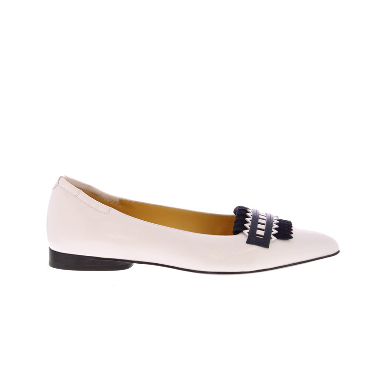 Truman's ballerina's wit 1