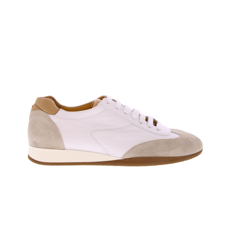 Truman's sneakers wit 1