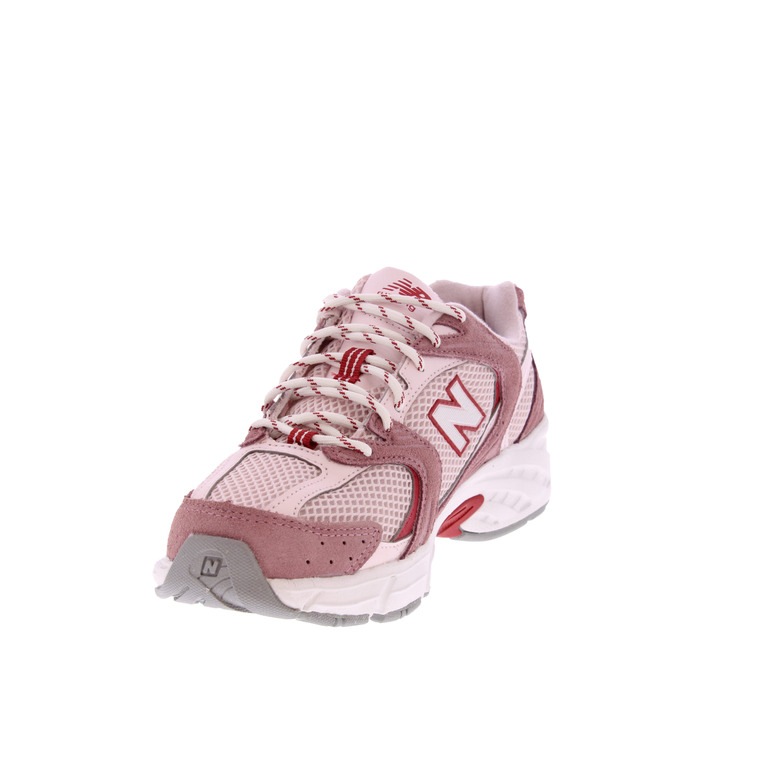 New Balance sneakers rose 3