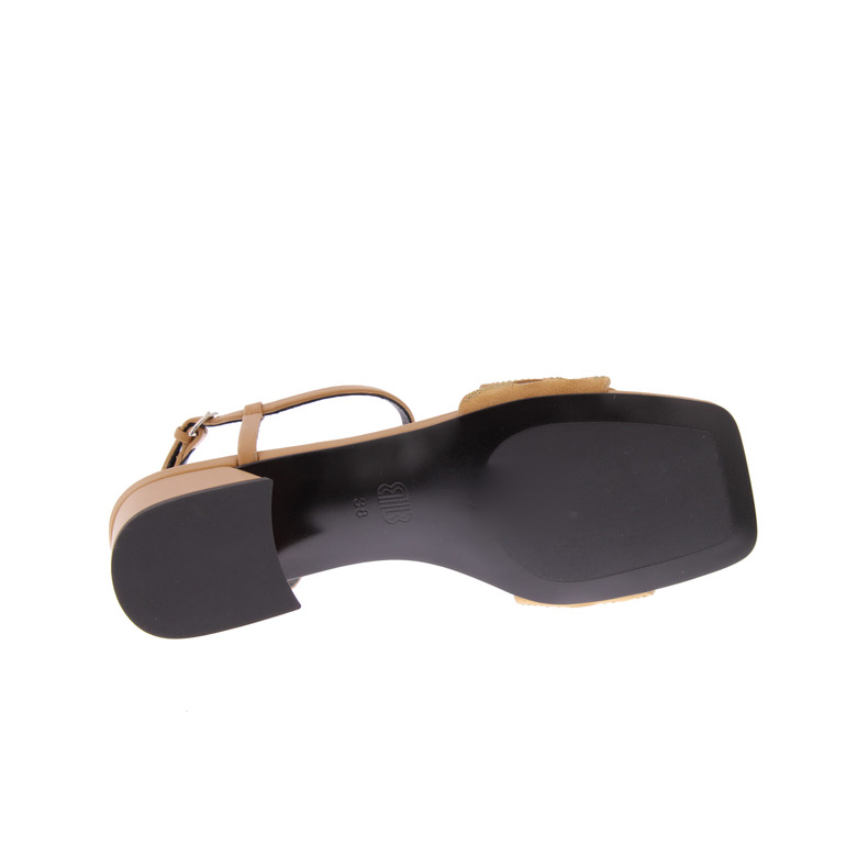 Bibi Lou sandalen camel 5