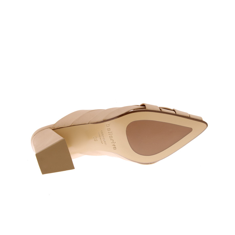 Laura Bellariva thong slippers nude 5