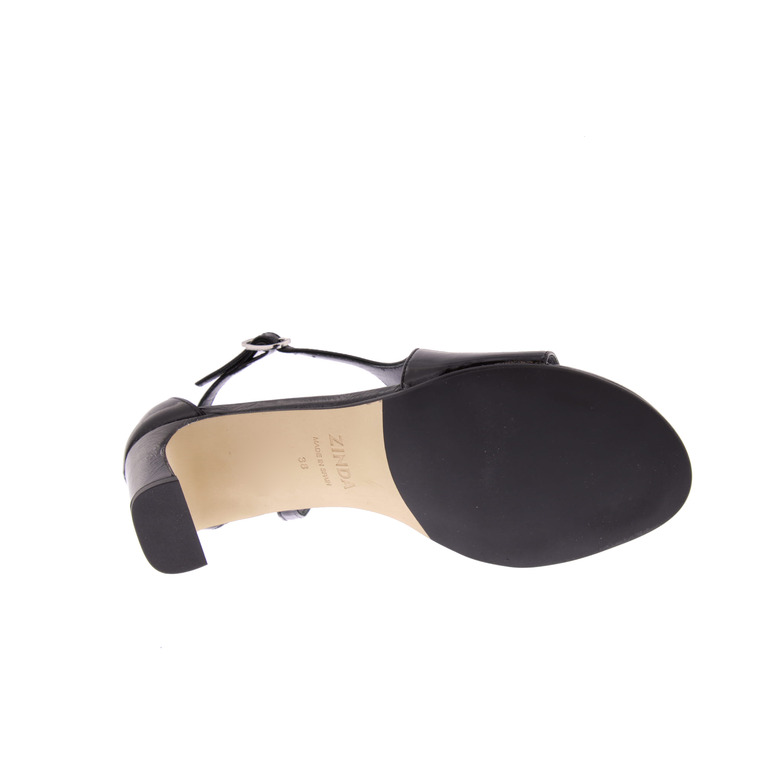 Zinda sandals black 5