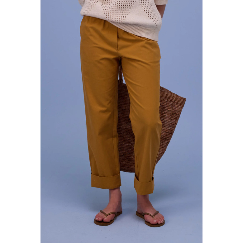 Nathalie Vleeschouwer hose cognac 2