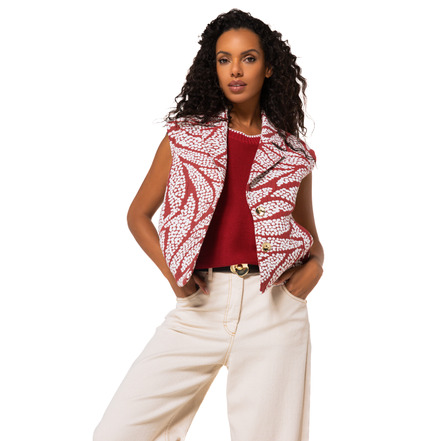 Caroline Biss veste rouge