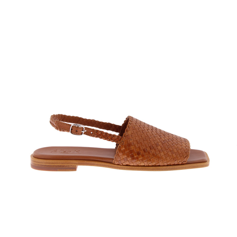 Allan K sandales camel 1