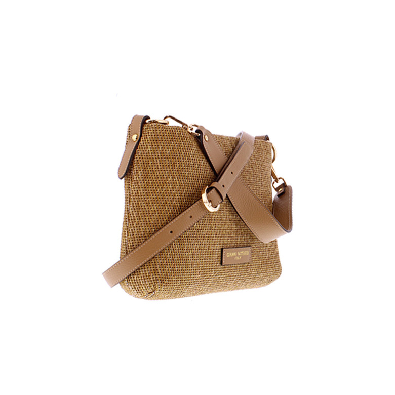 Carol J. schoudertas cognac 2