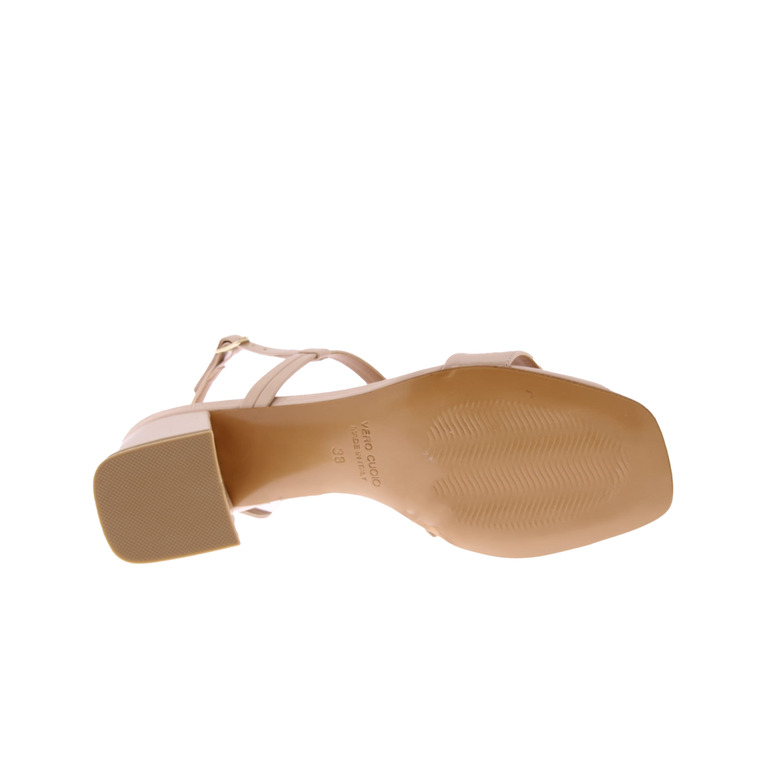 L' Amour sandalen nude 5