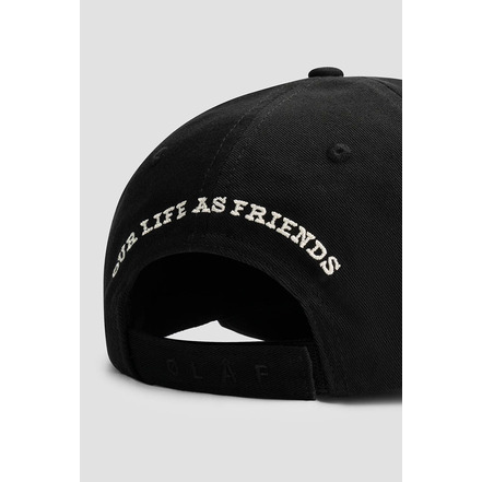 Olaf Hussein hat black