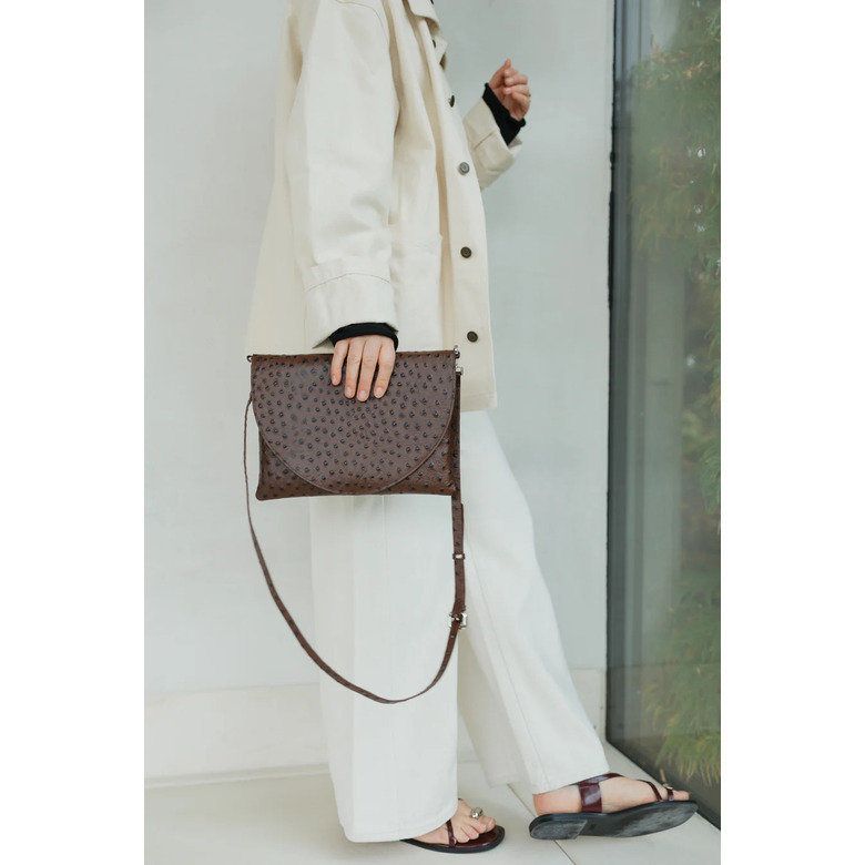 Mieke Dierckx clutch brown 4