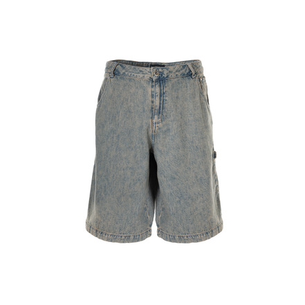 Nathalie Vleeschouwer short jeans