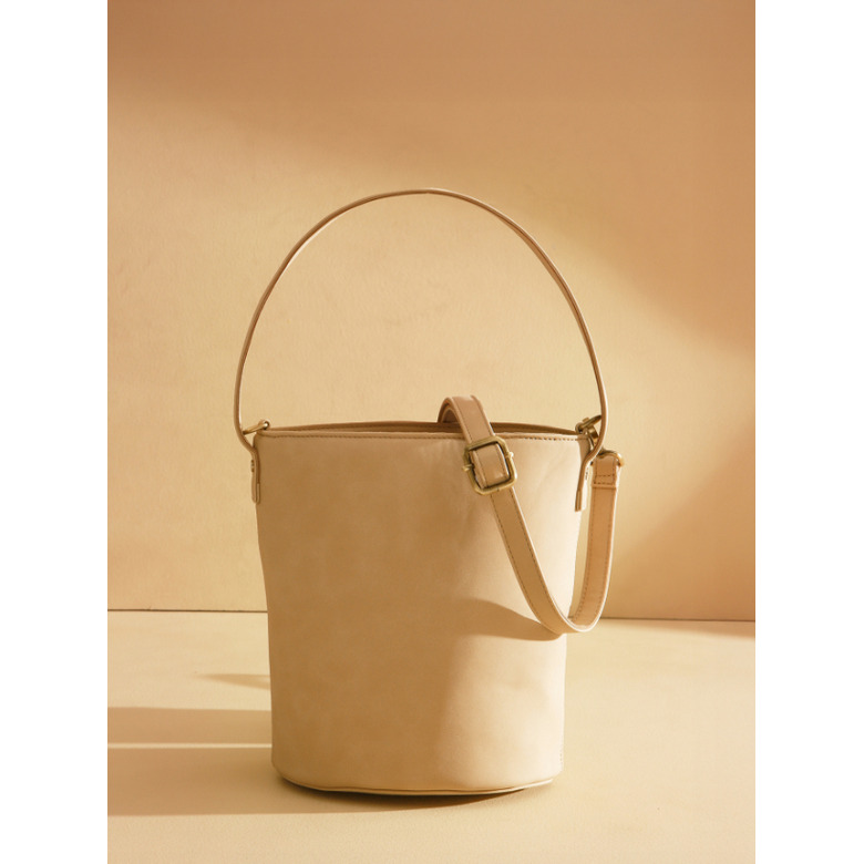 Woomen Vegan handtasche beige 3