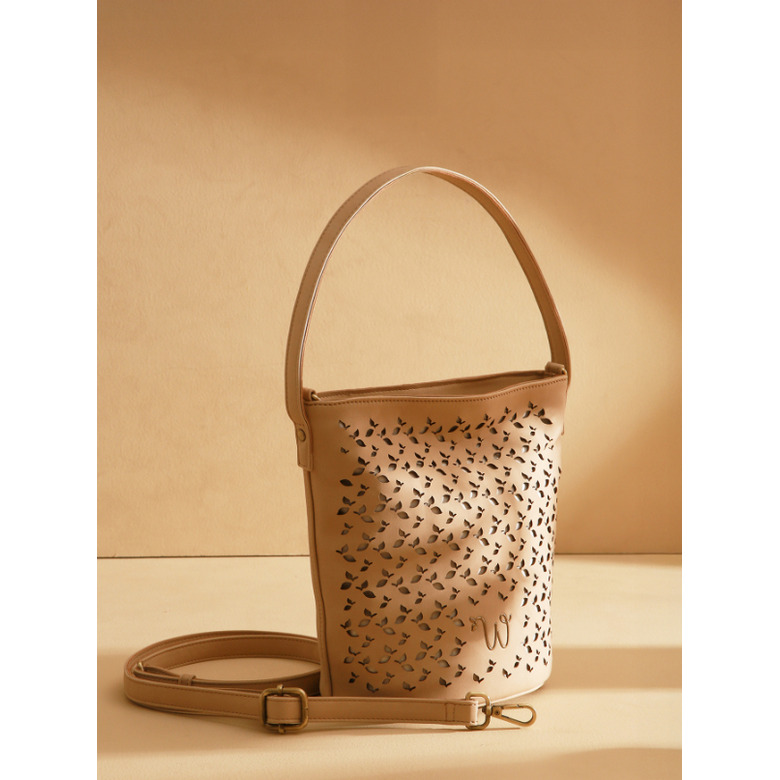 Woomen Vegan handtasche beige 4