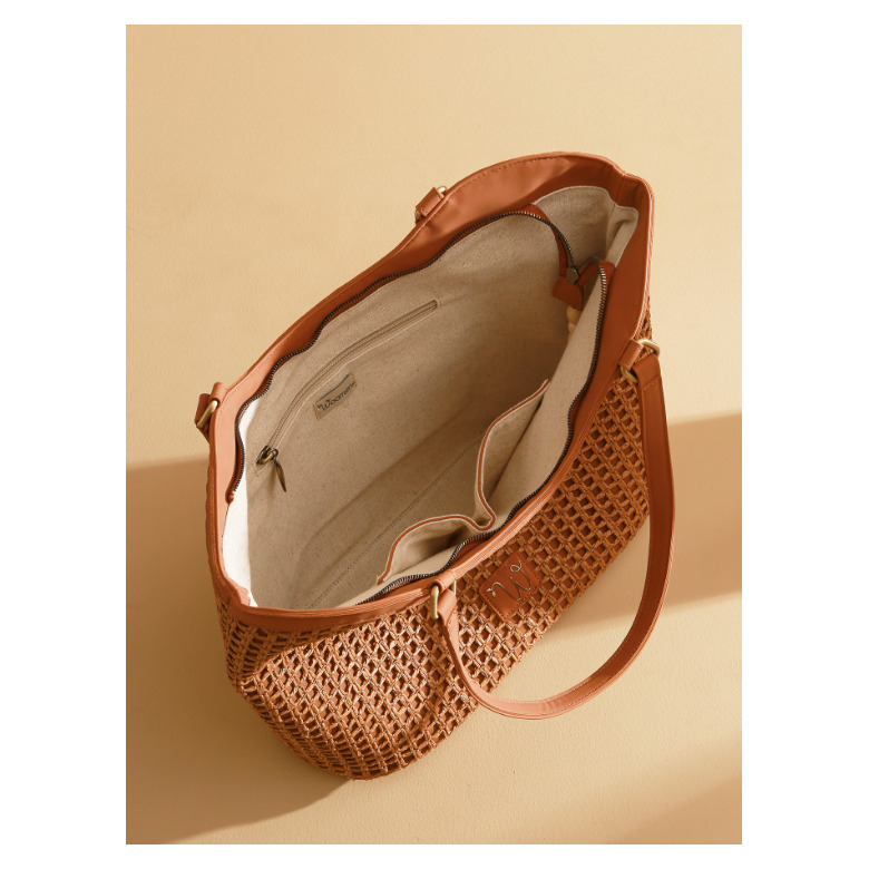 Woomen Vegan shopper camel 4