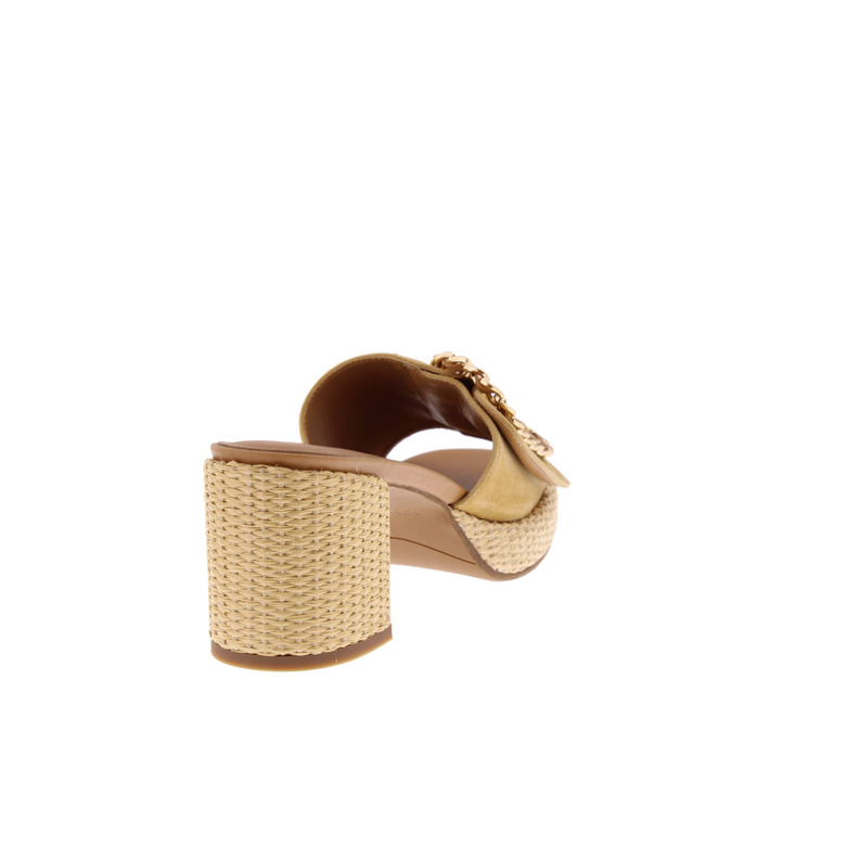 Noa Harmon thong slippers camel 4