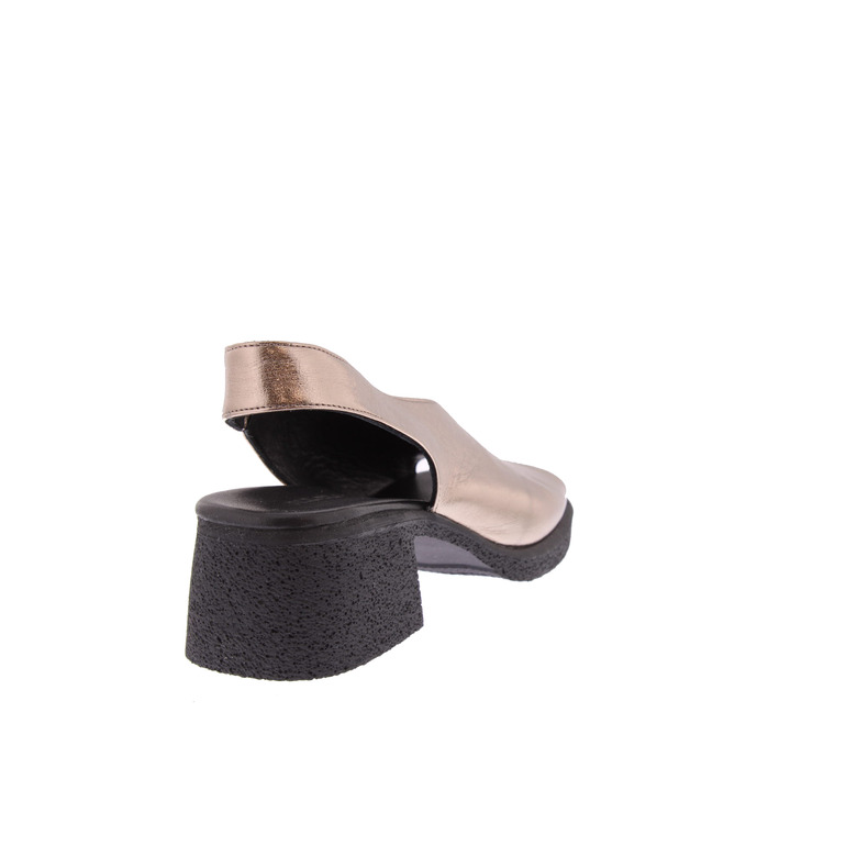All Black sandals bronze 4