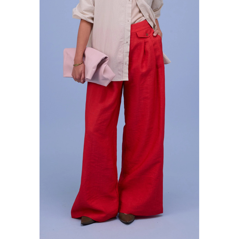 Nathalie Vleeschouwer pantalon rouge 2