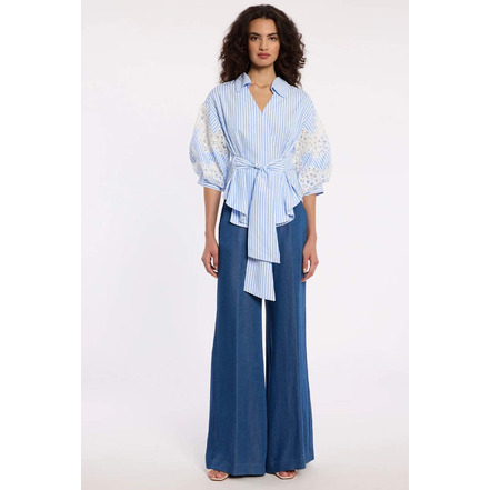 Ana Alcazar chemisier bleu