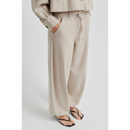 Second Female trousers lightbrown
