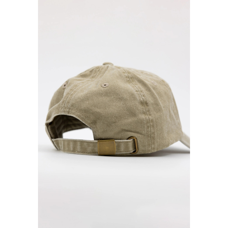 Nathalie Vleeschouwer pet beige 2