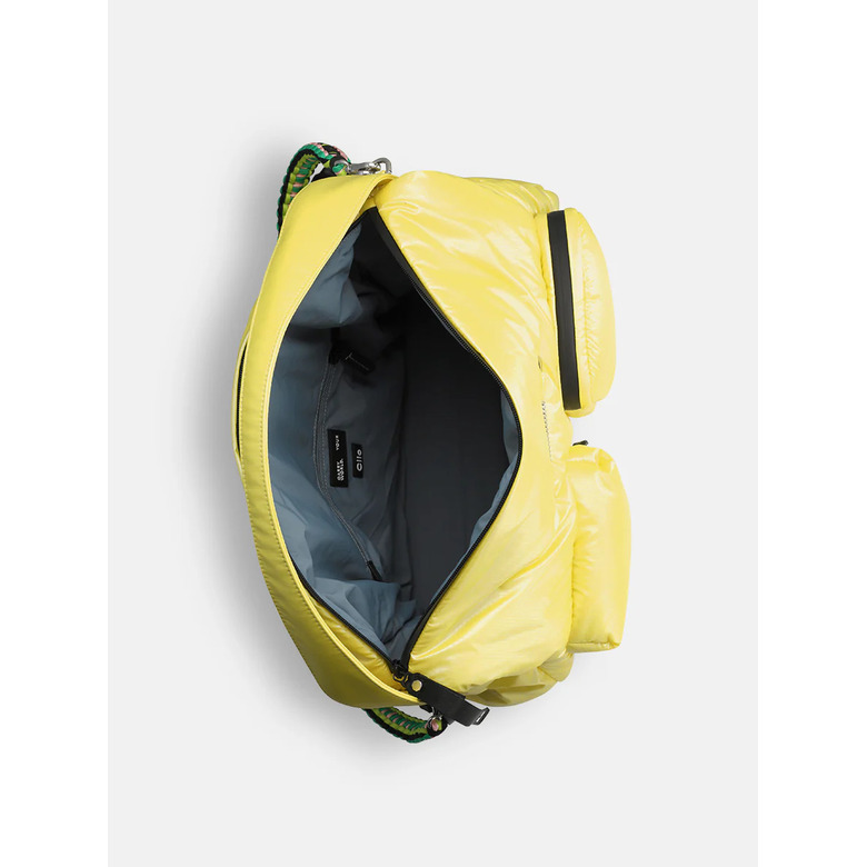 Clio Goldbrenner reistas geel 4