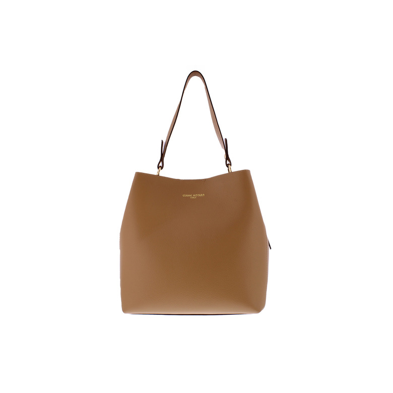 Carol J. schoudertas camel 1