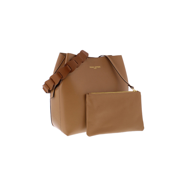 Carol J. schoudertas camel 2