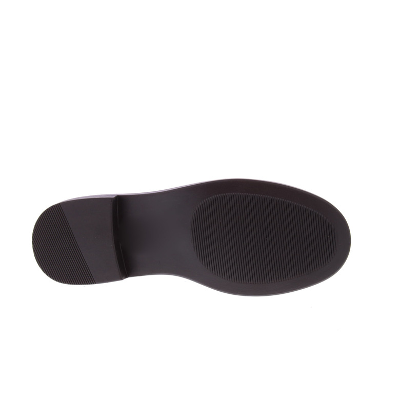 All Black slingbacks wit 5