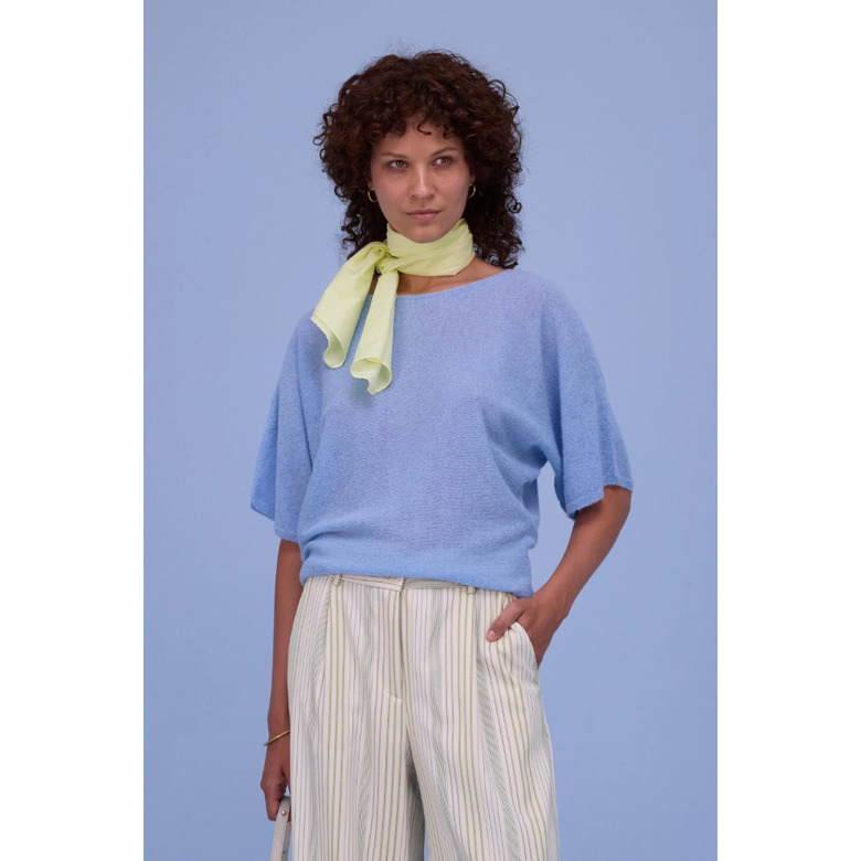 Nathalie Vleeschouwer trui blauw 2