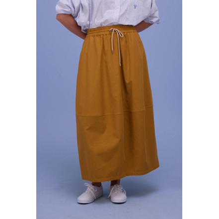 Nathalie Vleeschouwer rok geel