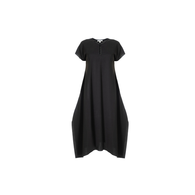 Humility robe noir 1