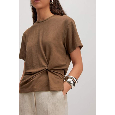 Edited t-shirt bruin