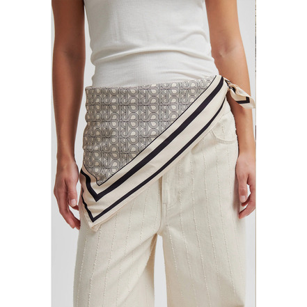 Second Female echarpe ecru