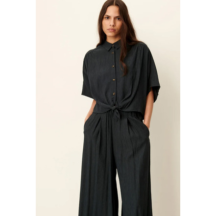 Sessun chemisier vert