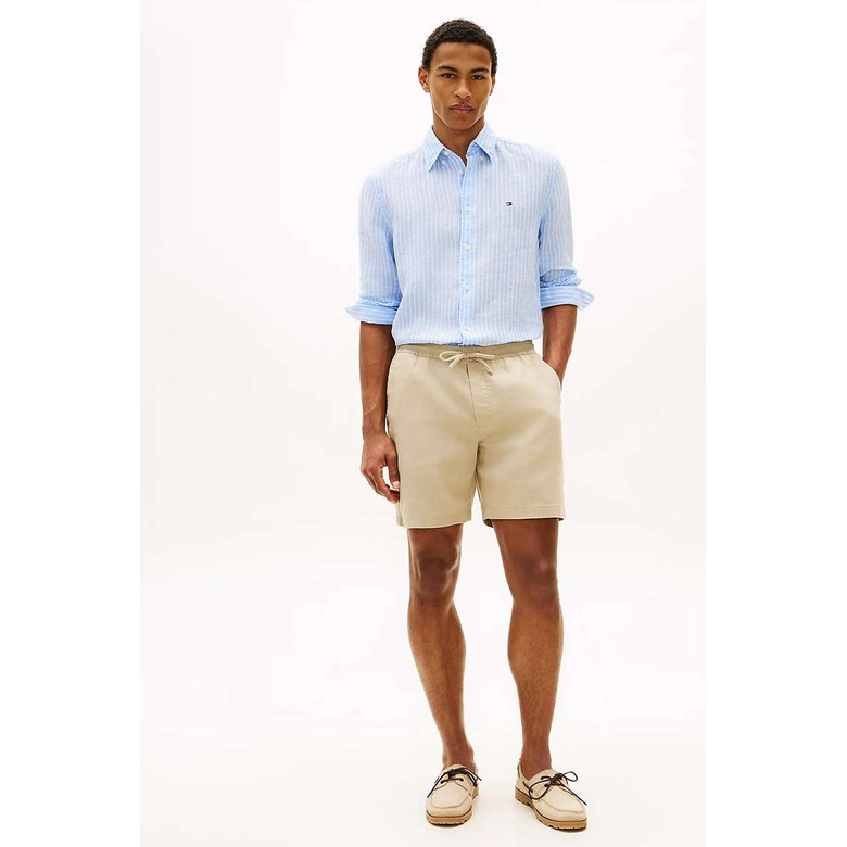 Tommy Hilfiger short lightbrown 2