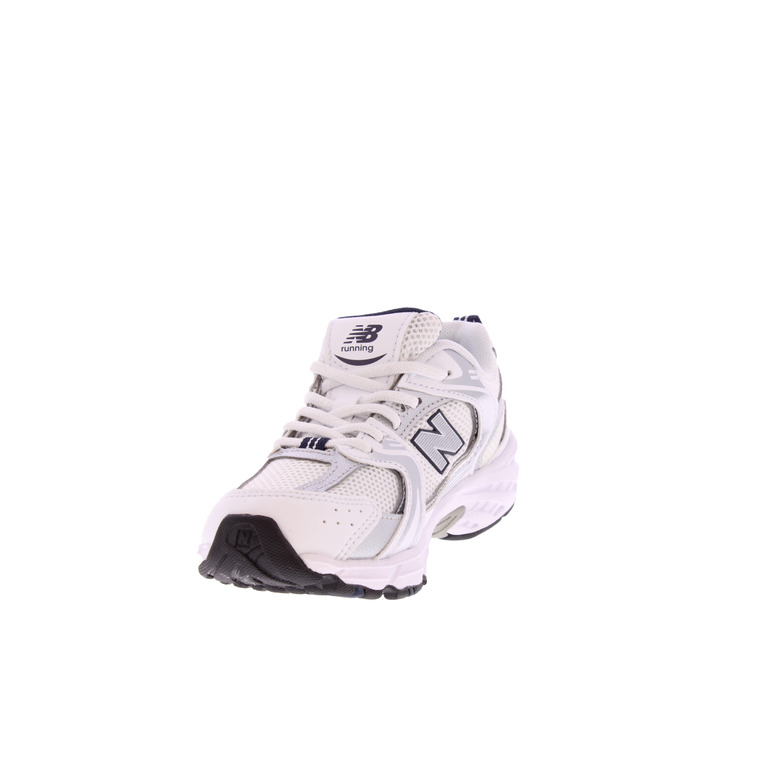 New Balance sneakers wit 3