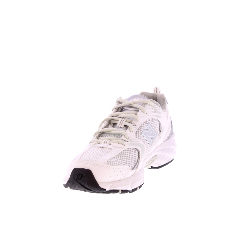 New Balance sneakers wit 3