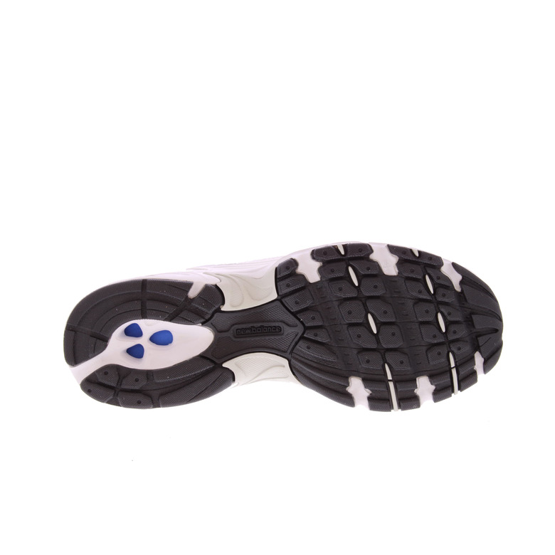 New Balance sneakers wit 5