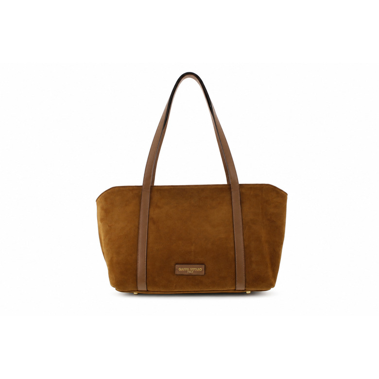 Carol J. schoudertas camel 1