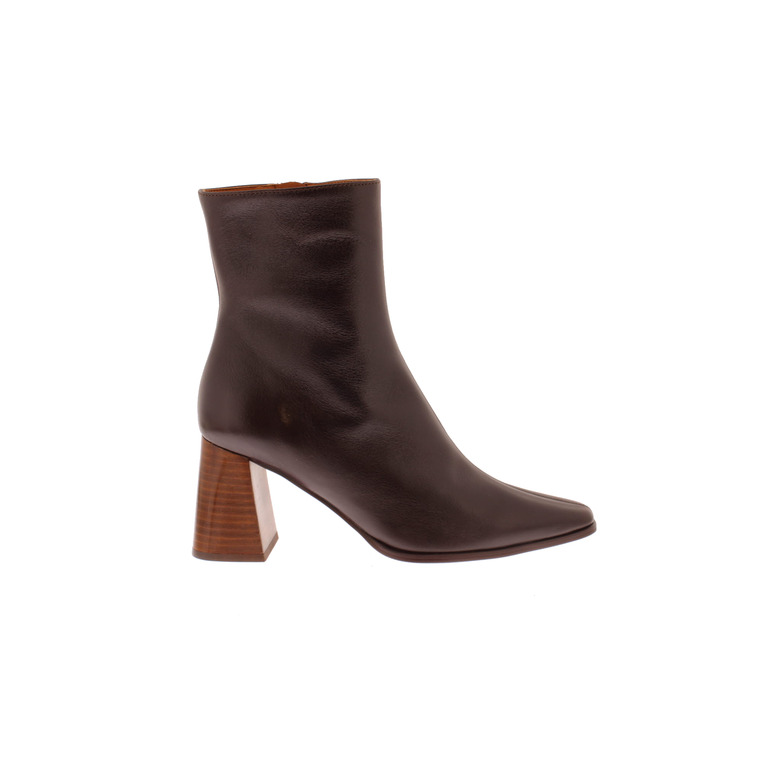 Angel Alarcon ankle boots brown 1