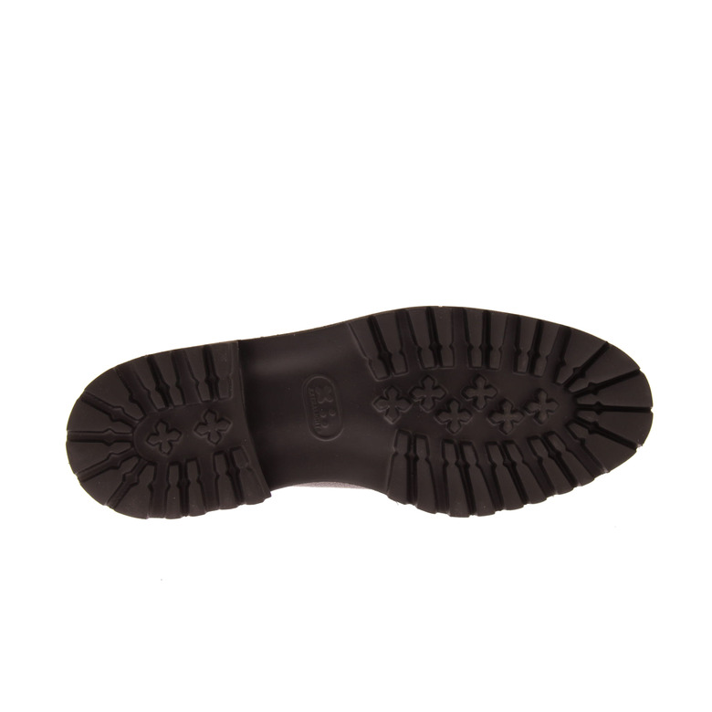 Brunate veterschoenen --- 5