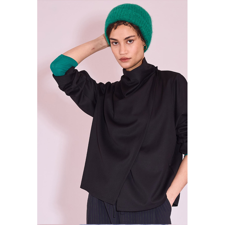 Nathalie Vleeschouwer vest black 2