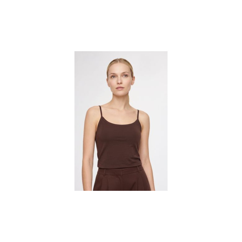 Marie Mero top brun 2