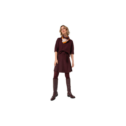 Caroline Biss rock bordeaux