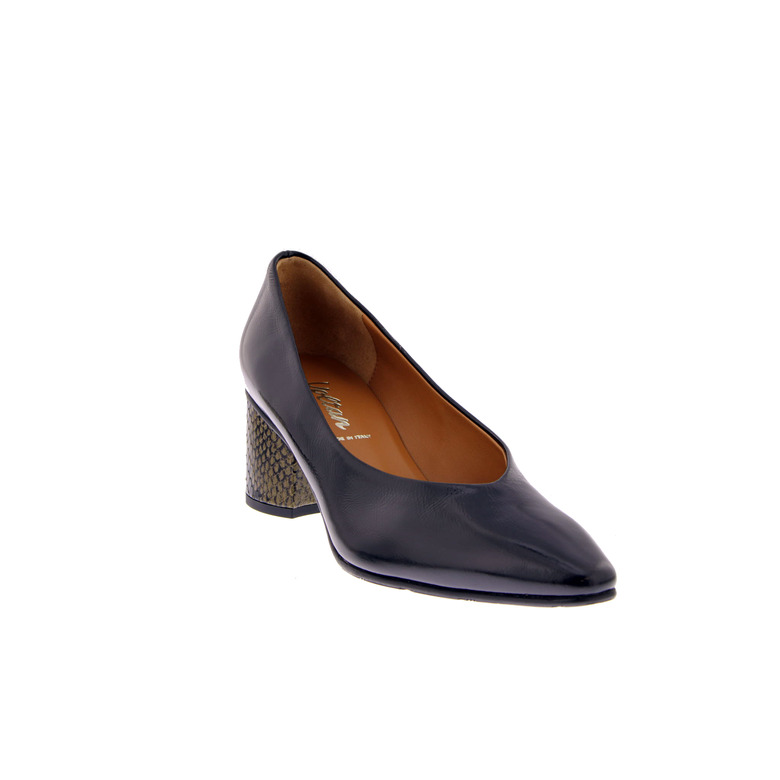 Voltan pumps black 2
