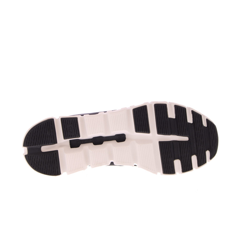 On Running sneakers schwarz 5