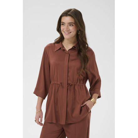 Cream blouse cognac