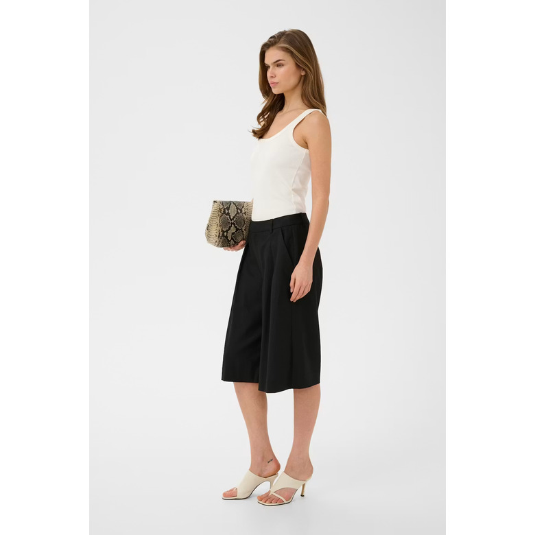 Gestuz short schwarz 2
