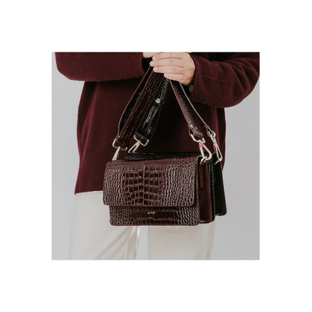 Ann Kurz crossbody bordeaux