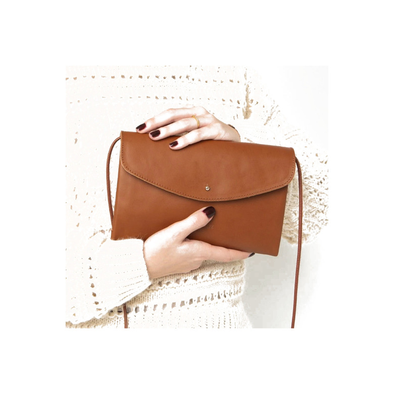 Ann Kurz clutch camel 2